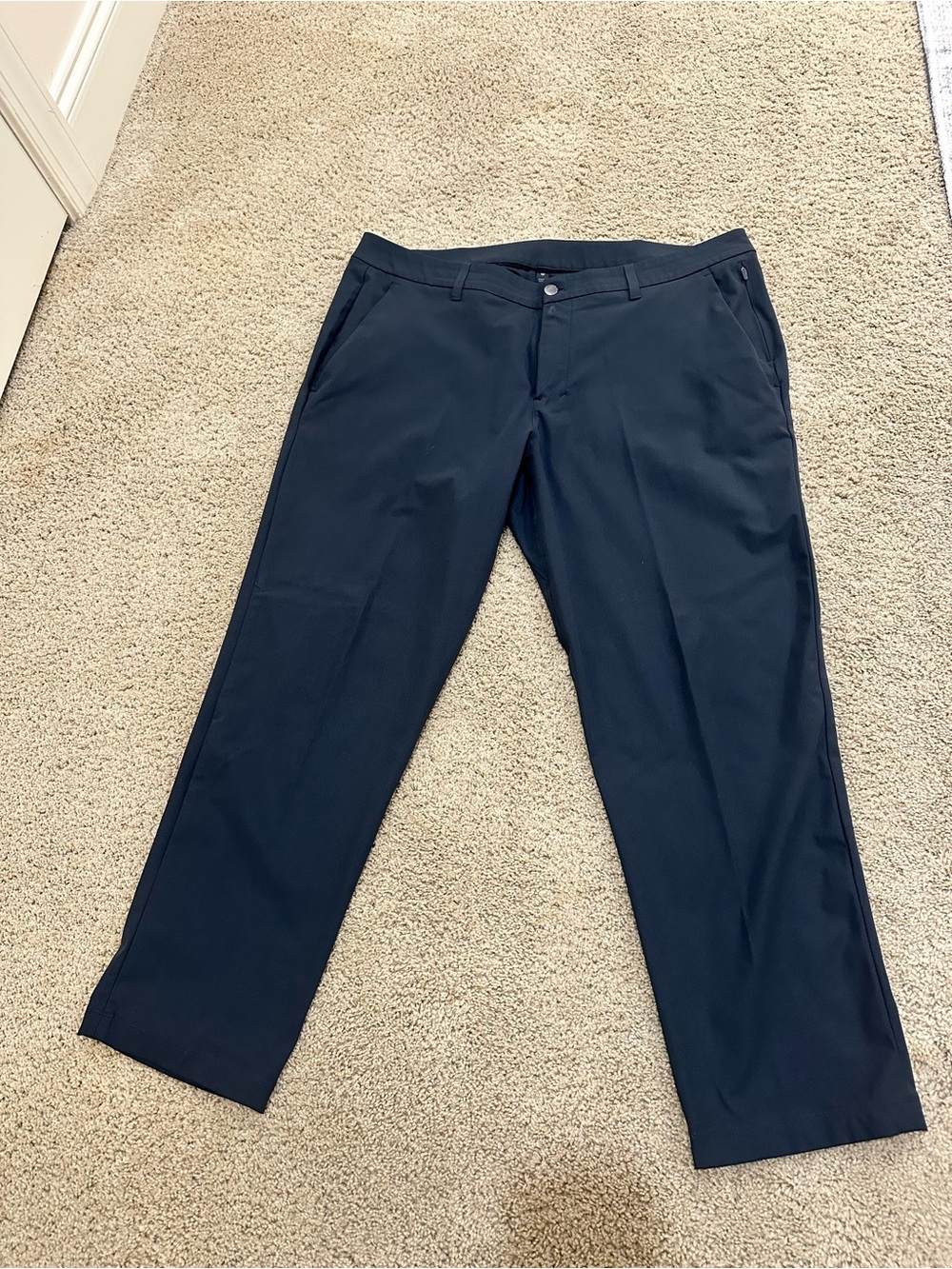 Lululemon Commission Classic Fit Warpstreme Pant size 42 Obsidian